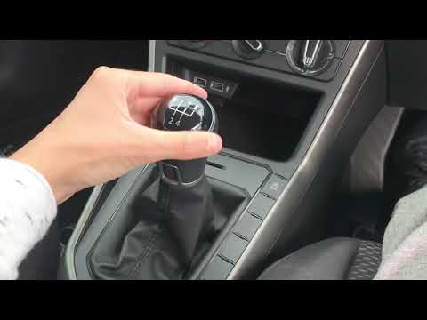 2018 Volkswagen Polo gear shifting