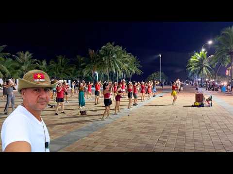 Night Beach Walk in Da Nang Vietnam
