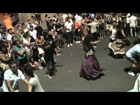 Galatone in Pizzica - Canzoniere Grecanico Salentino 13 agosto 2014 - Nu te fermare