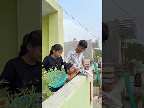 Chocolate neeche gir gayi 😱😍 #shorts #funny #chocolate #comedy #ytshorts #funnyvideo #comedyshorts