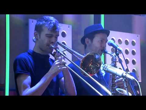 Extra opname: Roos Jonker - Red Dress - 26-01-2011