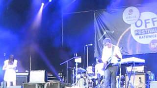 Blonde Redhead - Black Guitar - live, OFF festival 2011