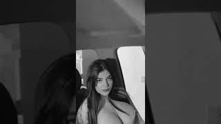 Braless no bra bouncy bouncing boobs dancing tiktok nip slip boob