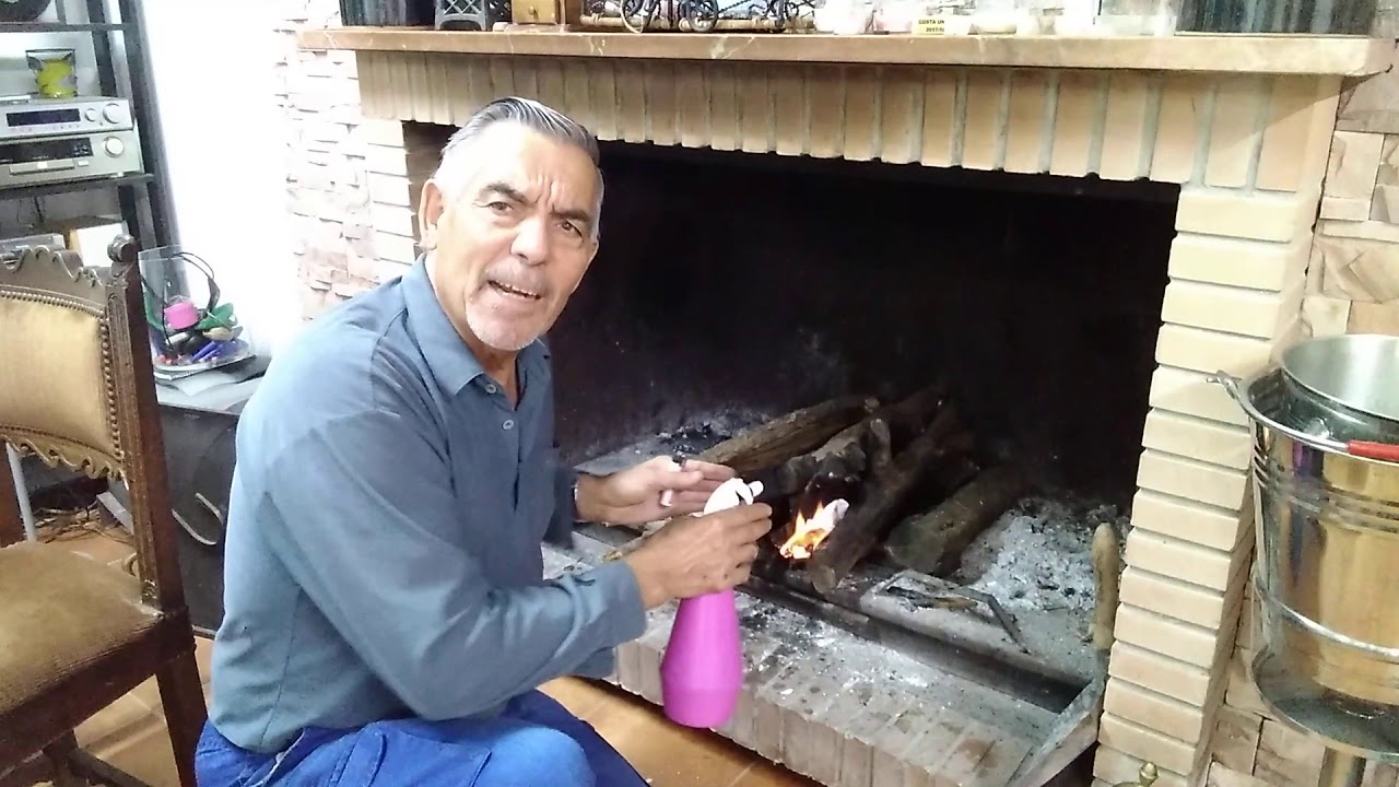 idea brillante, como encender el fuego de la chimenea o la barbacoa