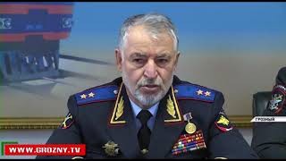 В Грозном, в преддверии профессионального праздника, отметили работников транспортной полиции  
