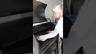 待っててね！爆乳ちゃん