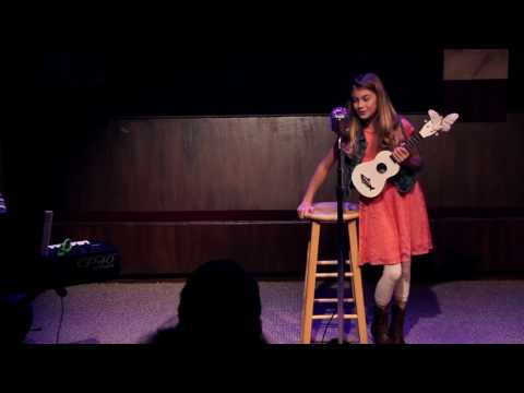 Olivia Knox sings "Rainbow Connection" at the Ghost Light Vocal Jam