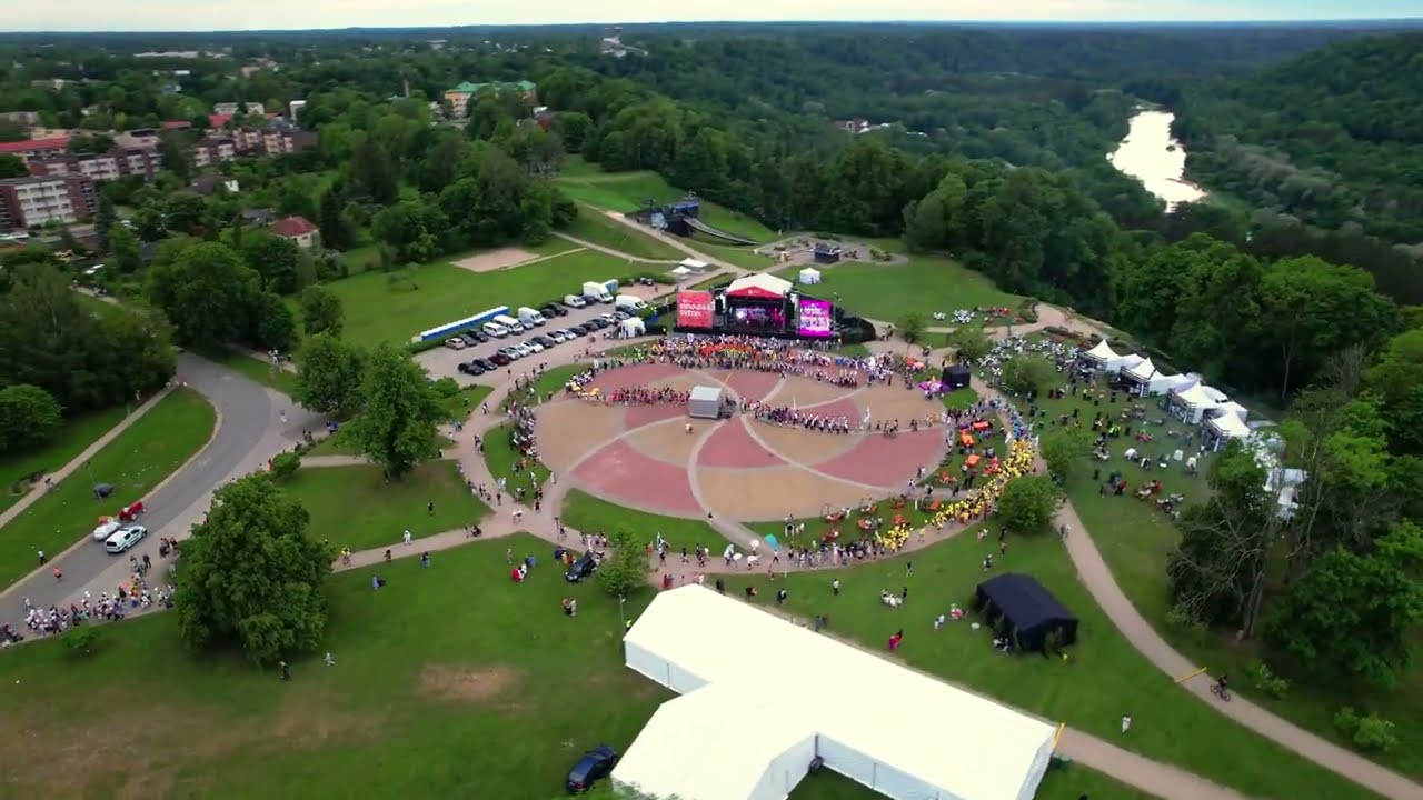 Siguldas svētku gājiens 2024