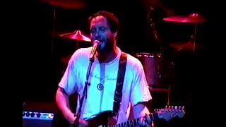 Built To Spill show from 95 perform Nowhere Nothin&#39; Fuckup