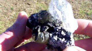 preview picture of video 'Large Herkimer Diamonds on Matrix'