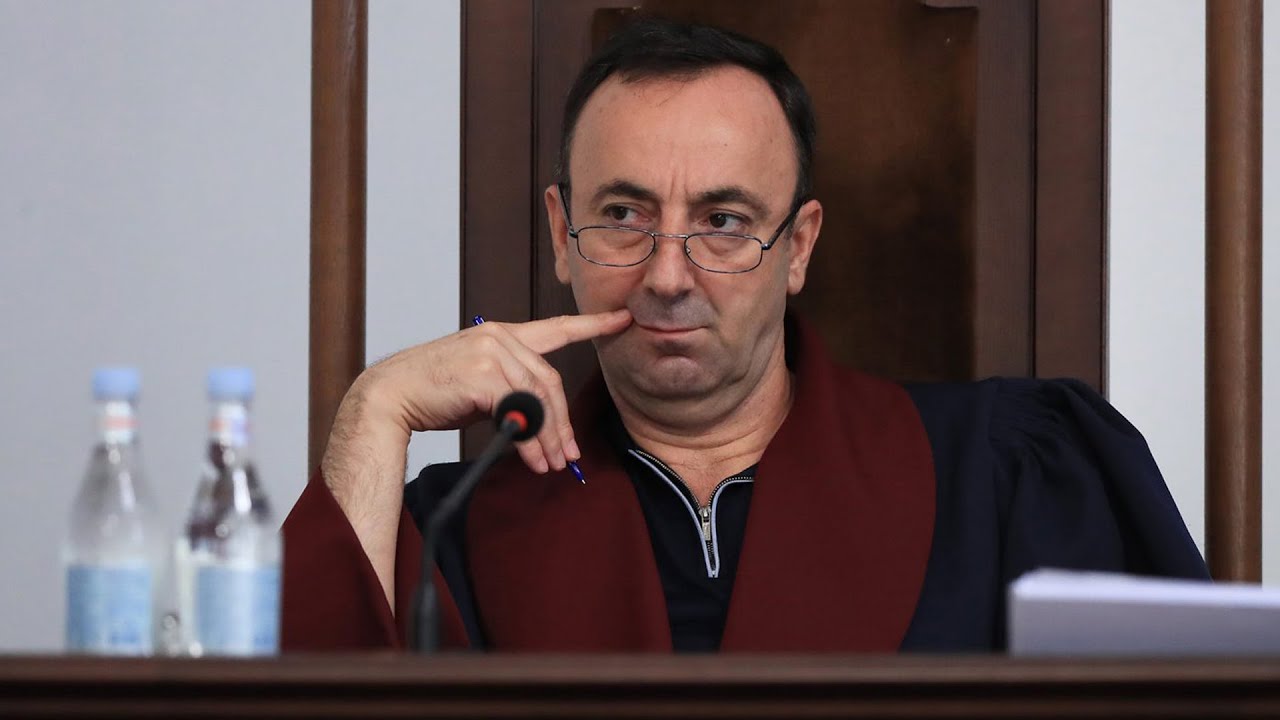 #Ուղիղ. Հրայր Թովմասյանի գործով դատական նիստ