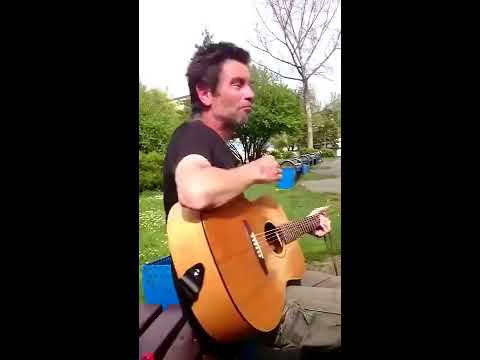 Kumasz czaczę głupia babo? Grajek v moher [ADOLF PL]