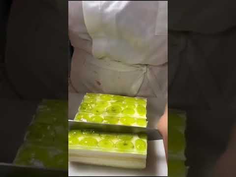 grapes pastry | J E E N A#shorts |Relaxing food skills Amazing Food At India street food#shorts