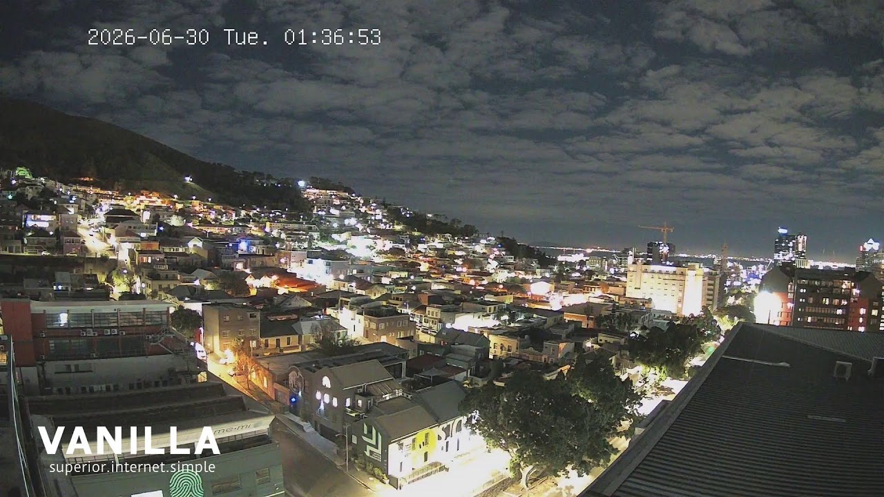 Live webcam view of Signal Hill and Cape Town Skyline