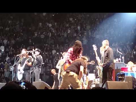 FOO FIGHTERS FEATURING LEMMY KILMISTER, SLASH, ZACK WYLDE - THE FORUM - INGLEWOOD, CA - 1/10/15
