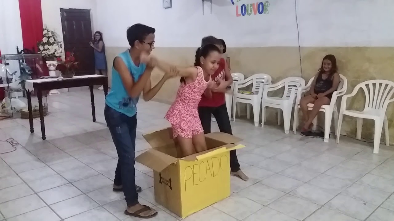 Peça Infantil   "A Caixa do pecado"