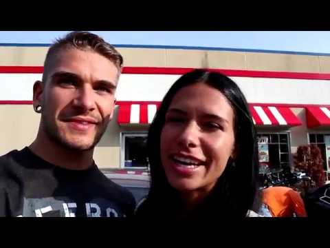 download lagu mp3 mp4 Best Fried Chicken In Maine, download lagu Best Fried Chicken In Maine gratis, unduh video klip Best Fried Chicken In Maine