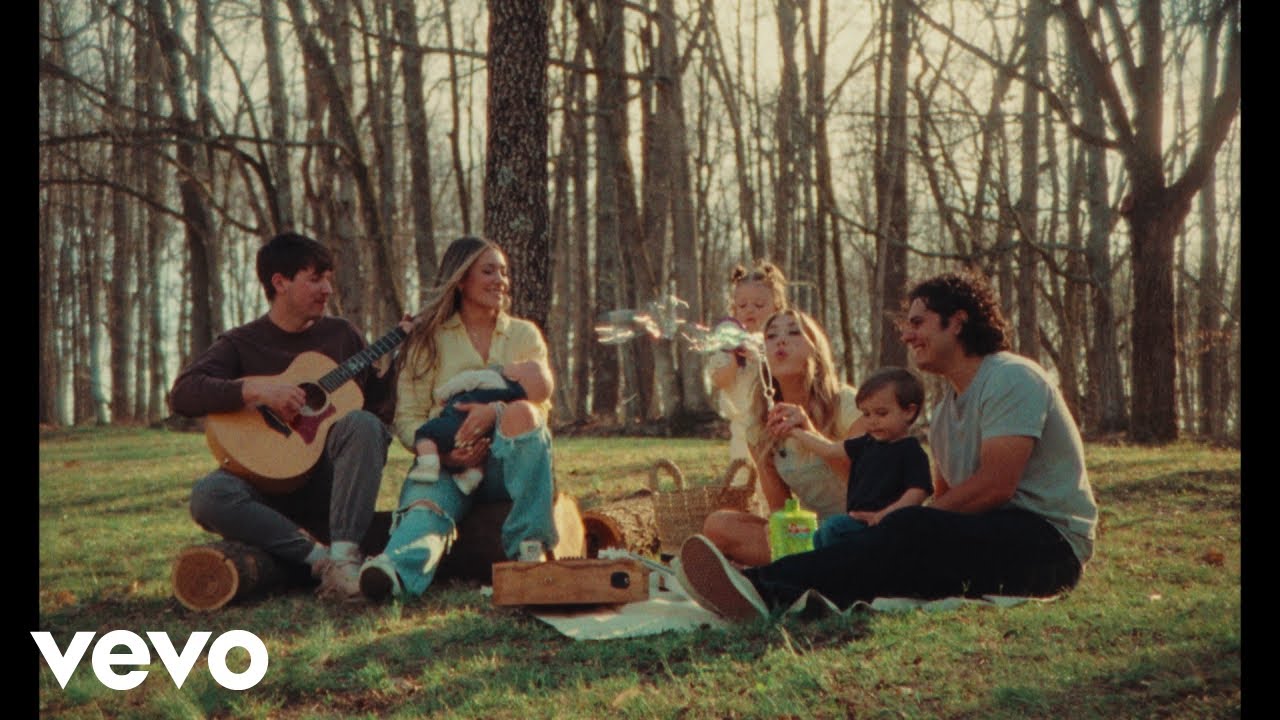 Maddie & Tae - Chasing Babies & Raising Dreams
