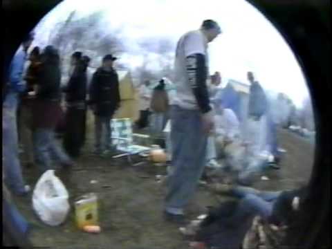 Furthur 1994 Drop Bass Network (Daytime at about 17 minutes in.)