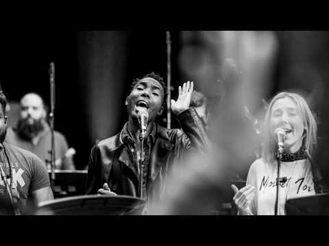 London Community Gospel Choir & Holland Baroque - Down in the River (arr. J. Steenbrink)