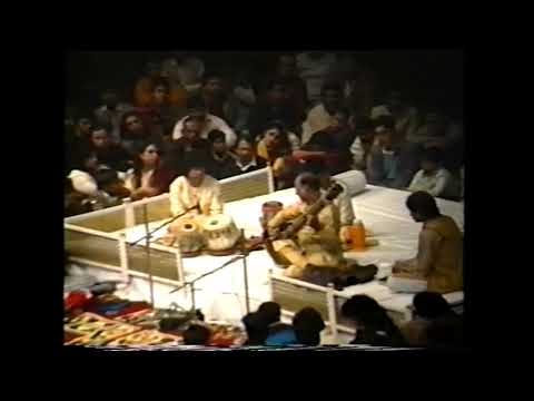 Ustad Vilayat Khan & Ustad Zakir Hussain( Pandit Ravi Shankar in the audience)