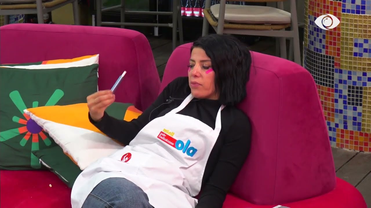 Mos e bëj as për humor/ Juli- Ledjonës për Romeon: Ta bëj unë atë lojë, thonë që janë bashkë