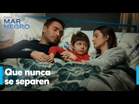 Yigit tiene miedo que sus padres se van! - Mar Negro Capítulo 118 | Fugitiva