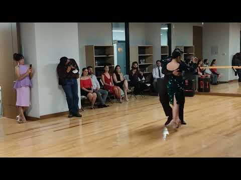 Chiqué - Gabriela Carmina y Miguel García