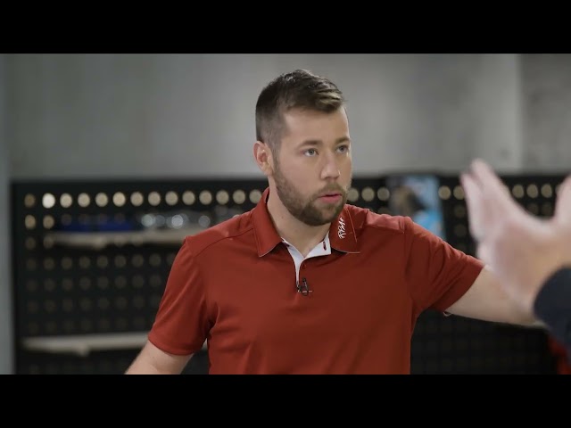 Michaël Laroche vous explique quels sont les trois niveaux de bornes de recharge disponibles.