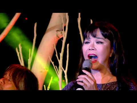 Thể hiện bởi Ánh Tuyết