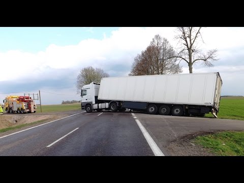 Korycin - zablokowana DK8 - Pomoc drogowa Transdźwig