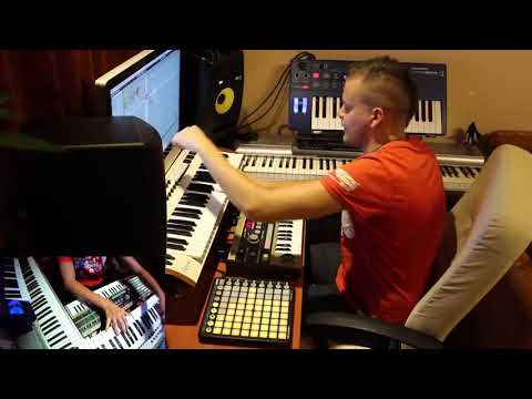 Jean Michel Jarre - Oxygene 4 (Madis Live Medley (Official Video))