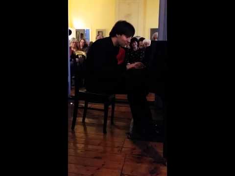 Vassilis Varvaresos: piano improv