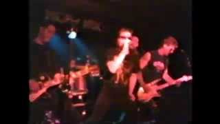 The Bullys - I'm A Boy