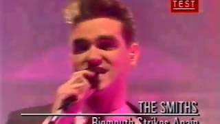 The Smiths Bigmouth strikes again + Vicar in a tutu Live Old Grey Whistle Test 20 may 1986
