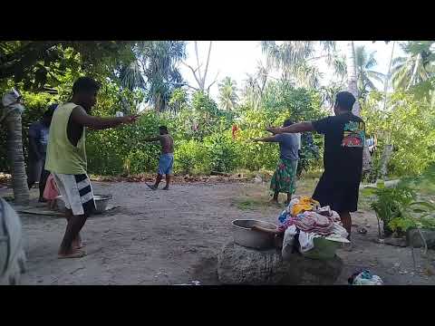 Practising the kiribati dance. (Tutorial)