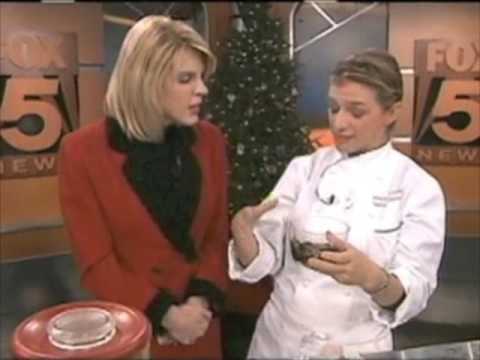 Tarascan Roasted Tomato and Bean Soup