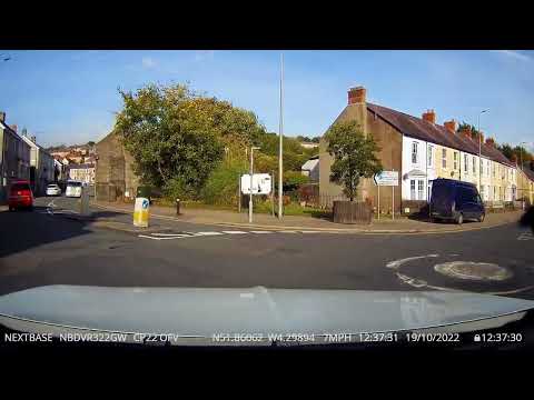 U Turn on mini roundabout, again.