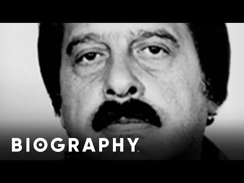 "Made Man" Greg Scarpa Played a Dangerous Game (Season 5) | Mobsters | Biography