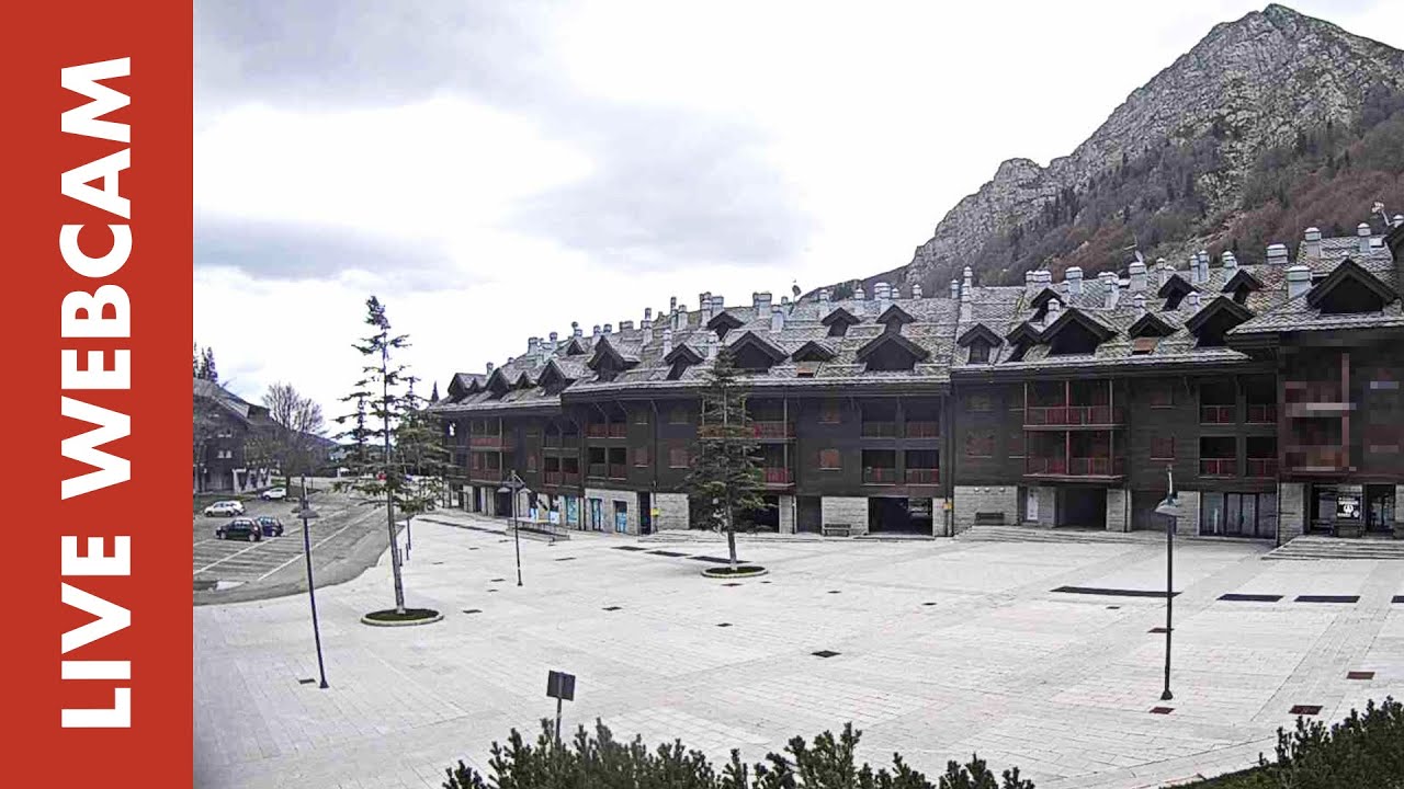 Live webcam view of Val di Luce Resort Central Square