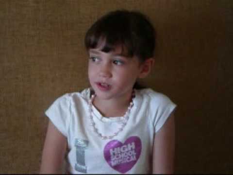 Georgia aged 8 (Good Evans) singing Part of the World from Little Mermaid