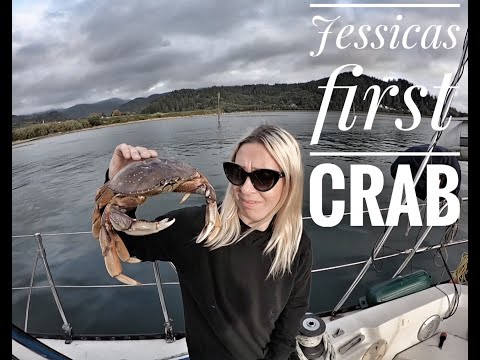 Fixing Mistakes & Sailing into Oregons Most Dangerous Bar Vlog#5