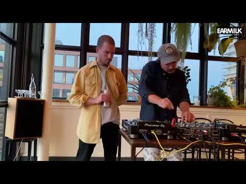 EARMILK Presents: Livestream with Gilligan Moss