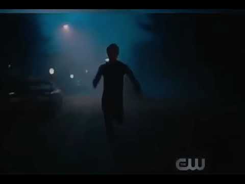 Archie running to Deja Vu