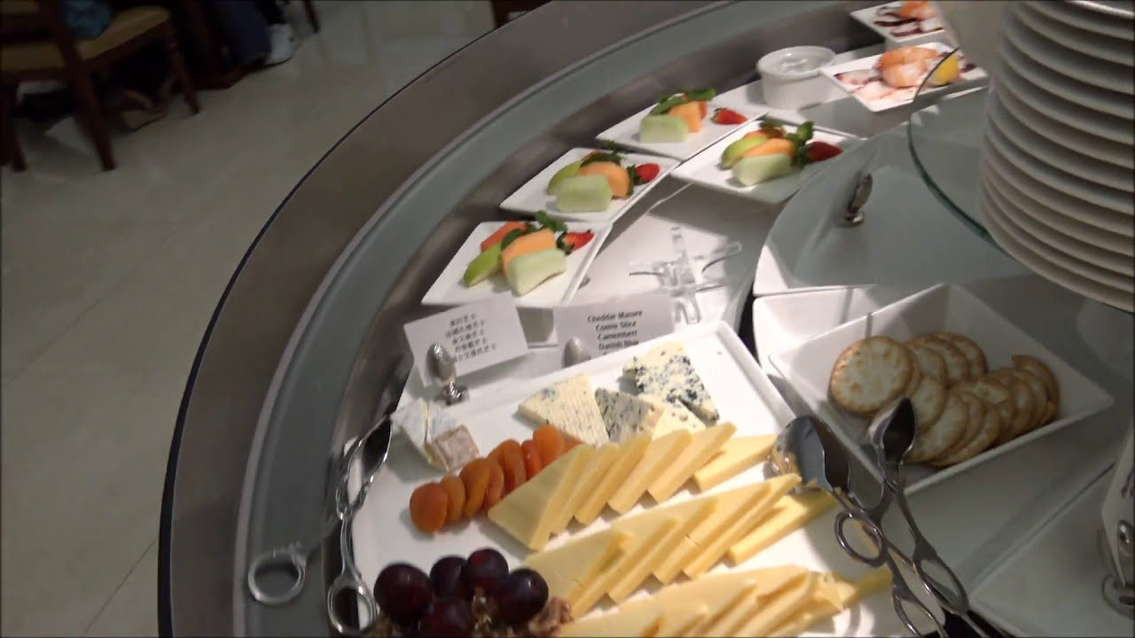 The Emirates Lounge