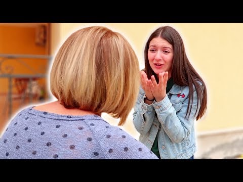 Quello che toglierà hypostasis di occhi La maschera su una faccia raffredda quadri