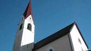 preview picture of video 'OETZ-AU (A) - Kirche St. Antonius - Mittagsangelus'