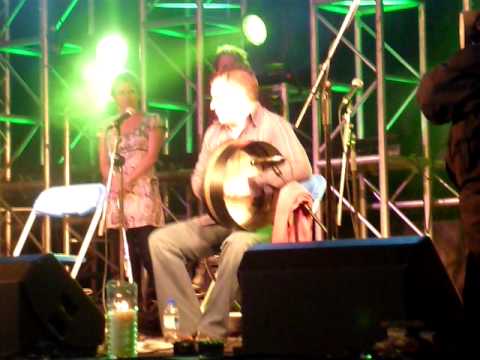 John Joe Kelly bodhran solo - Belfast, 2009