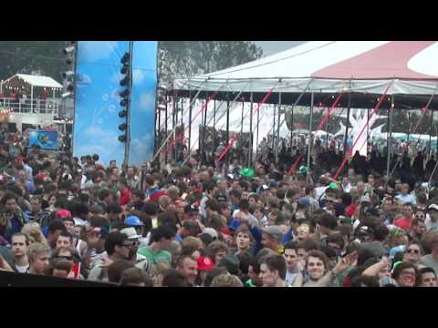 DJ PRINZ @ Dreamville Tomorrowland 2011.MP4