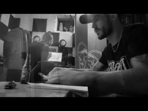 REYY/NINOFF-"Combinaison Dangereuse"-[clip officiel]